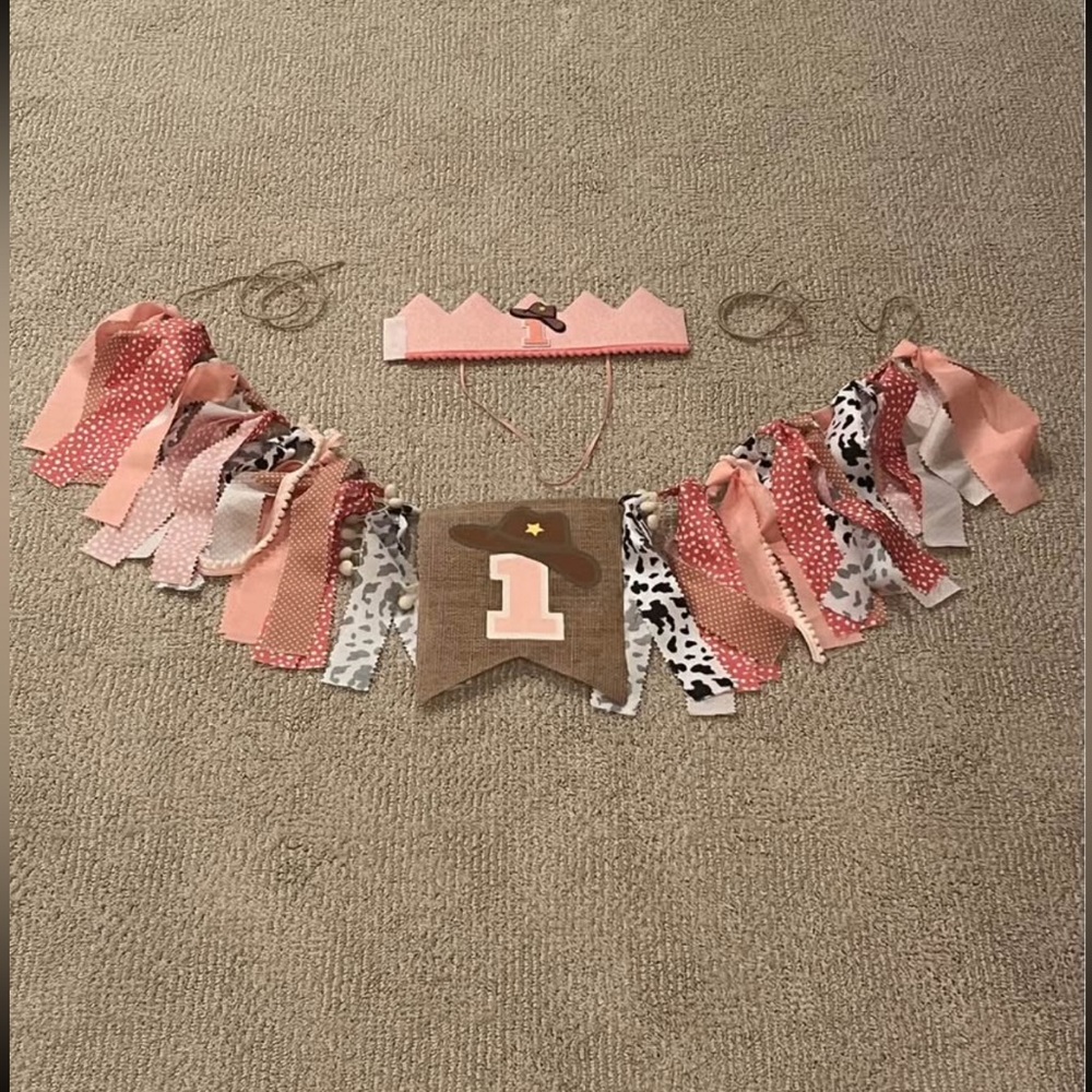 Baby First Rodeo Birthday Party Banner & Hat 🤠 - Picture 3 of 6